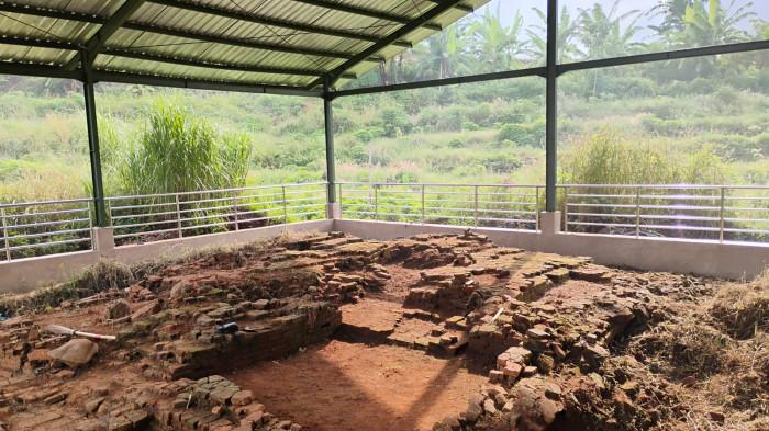 CANDI BATA - Penampakan Candi Bata Gringsing yang berada di Desa Sawangan, Kecamatan Gringsing, Kabupaten Batang yang terbengkalai. Dok Disdikbud Batang