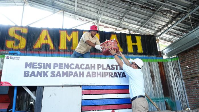 20260417 Pertamina Kilang Cilacap melakukan pemberdayaan masyarakat Kutawaru MAMAKU