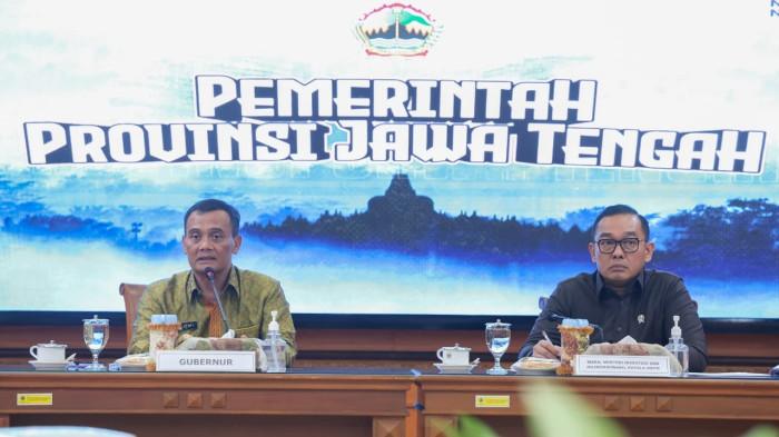 REVITALISASI PELABUHAN - Gubernur Jawa Tengah Ahmad Luthfi menyebut ada tiga proyek yang bakal dikerjakan untuk pembenahan logistik laut di Jawa Tengah di Kantor Gubernur Jateng, Kota Semarang, Senin (11/5/2026).