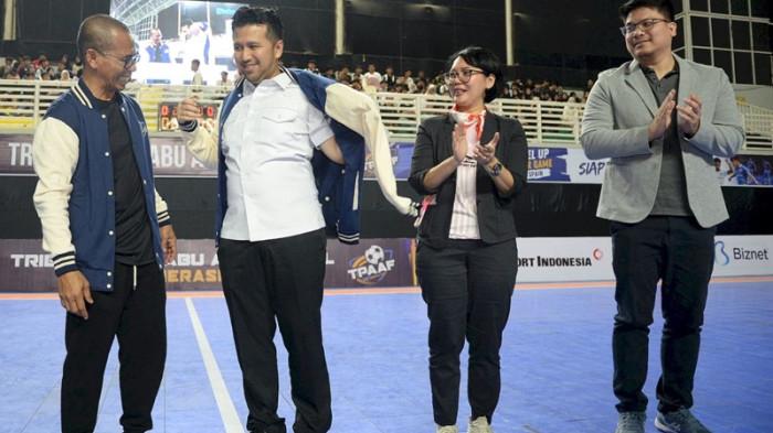FUTSAL TRIBUN - Wagub Jawa Timur Emil E Dardak didampingi CEO Tribun Network Dahlan Dahi, VP Corporate Communication PT Freeport Indonesia Katri Krisnati, dan Ketua Umum Federasi Futsal Indonesia Michael Victor Sianipar membuka 