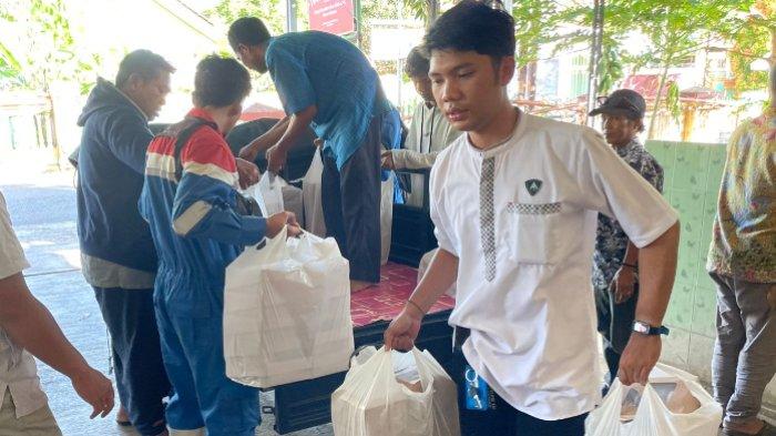Energi Kebersamaan Ramadan, Kilang Cilacap Bagikan 9.000 Paket Takjil