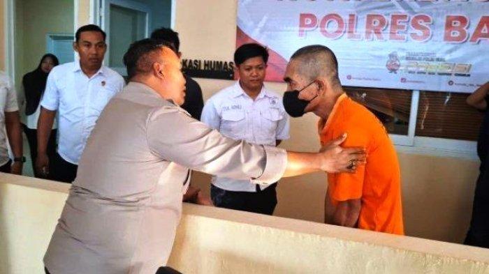 Menantu Bakar Rumah Mertua karena Cinta yang Terhalang. Dia juga yang Akhirnya Selamatkan Penghuni