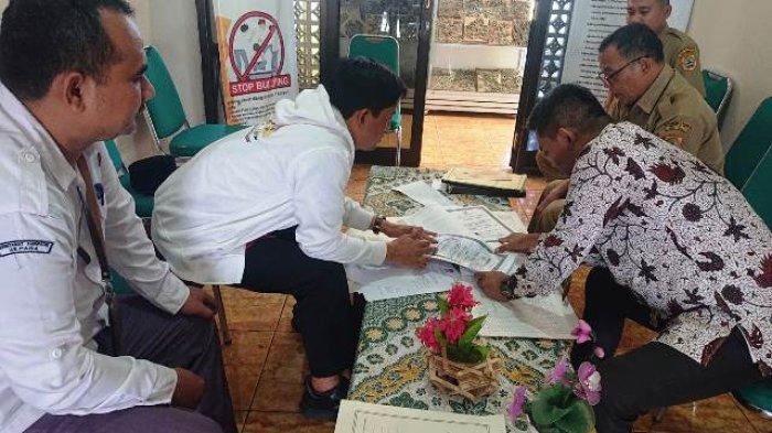 Bawaslu Jepara Lakukan Pengawasan Melekat Pada Proses Tahapan Verifikasi Ijazah Paslon Oleh KPU