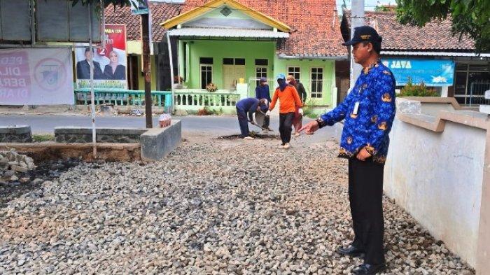 Pemkot Tegal Lakukan Pemeliharaan Rutin 6 Jalan Kota
