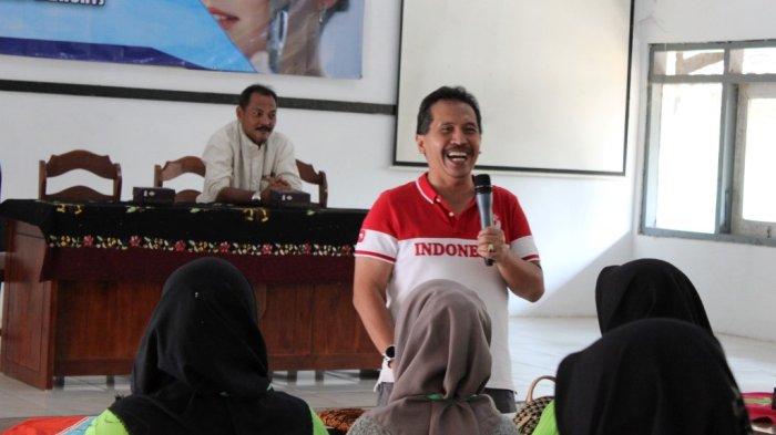 Pemkab Jepara Minta Peserta Pelatihan MUA Serius Tekuni Usaha, Makin Prospektif