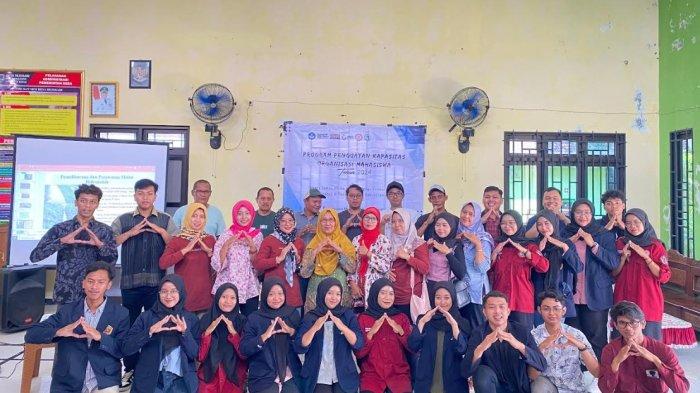 Himatika UMK Beri Pelatihan Budidaya Hidroponik Melon Untuk Warga Desa Rejosari