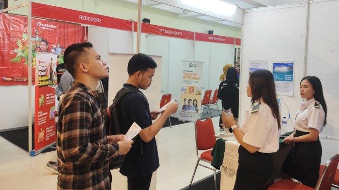 Fakultas Ekonomi USM Gelar Job Fair Ecofestaria 2024