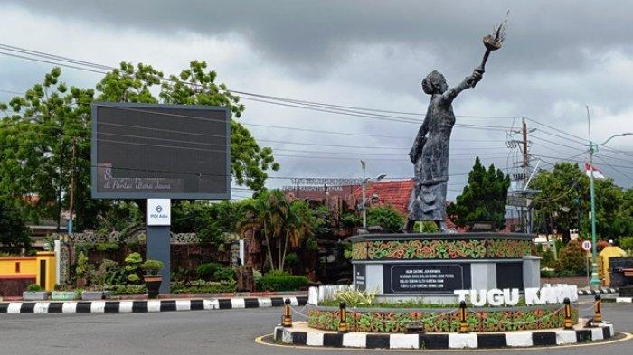 Akibat Hujan Deras, Dua Videotron Baru di Jepara Mati