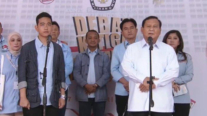 Menteri Bahlil Viral Lagi, Jingkrak-jingkrak saat Prabowo Sebut Anies Sesat di Debat Capres