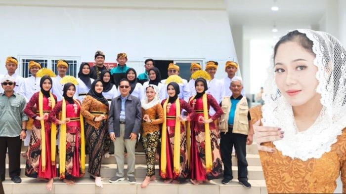 Sinden Cantik UIN Saizu Sukses Guncang Panggung SaIBa International Festival 2024 di Padang