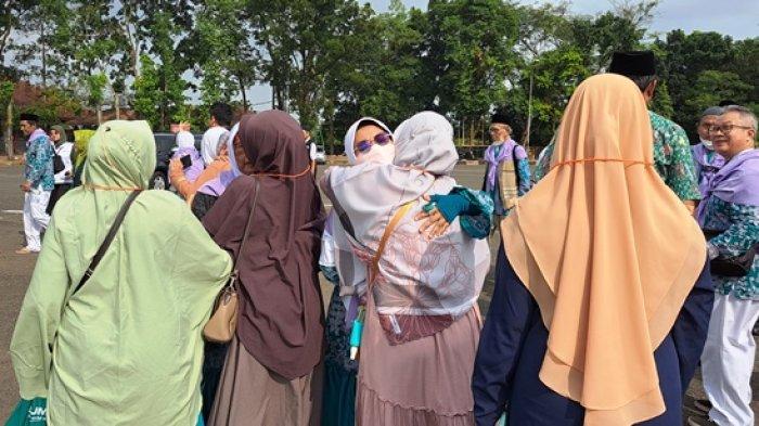 Jamaah Calon Haji Kloter 72 Asal Banyumas Resmi Diberangkatkan Hari Ini