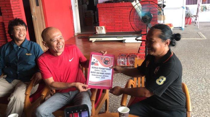 13 Ketua PAC Jepara Dorong Dian Kristiandi Maju Pilkada Jepara, Berkas Pendaftaran.Sampai Diantar