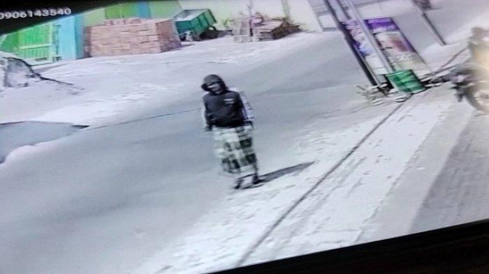 WASPADA! Pencurian Kendaraan di Sebuah Toko di Kudus, Sasar Motor yang Kuncinya Masih Menempel