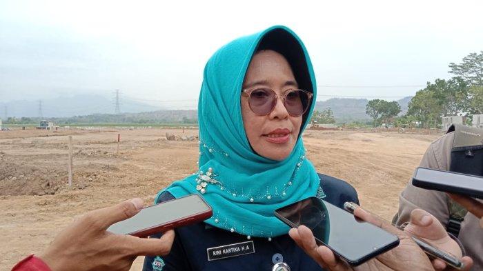 Kepala Dinas Tenaga Kerja, Perindustrian, Koperasi dan UKM (Disnakerperinkop-UKM) Kudus, Rini Kartika Hadi.