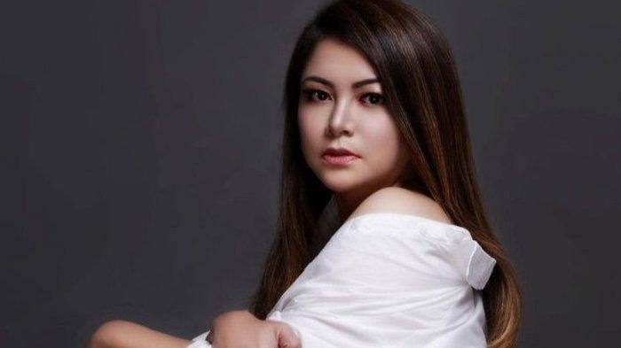 Wina Natalia Dihantui Rasa Bersalah ke Anak Seusai Cerai: Gagal Memberikan Keluarga yang Utuh