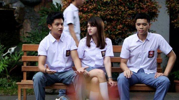 Simak sinopsis film After School Horror 2 yang akan tayang malam ini, Minggu (5/7/2020) pukul 22.00 WIB di Movievaganza Trans7.