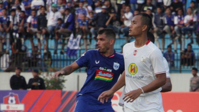Aksi Wallace Costa melawan Barito Putera 