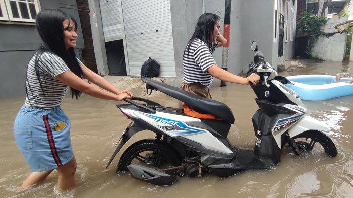 Banjir Rutin Menggenangi Bandarharjo, Warga Semarang Jengkel Soal Sistem Pembuangan Air