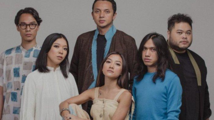 Chord Kunci Gitar Lagu Terbuang Dalam Waktu Barasuara Ost Film Sore Istri dari Masa Depan
