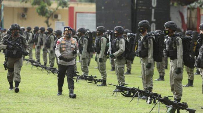 Kapolda Papua Marahi Brimob Jualan Rokok saat Tugas