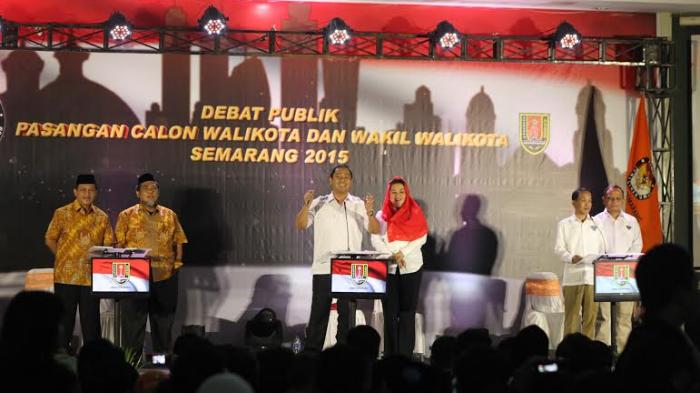 Ini Pendapat Profesor Rustono Tentang Acara Debat Paslon Wali Kota Semarang - debat-paslon-walkot-semarang_20151124_232744.jpg