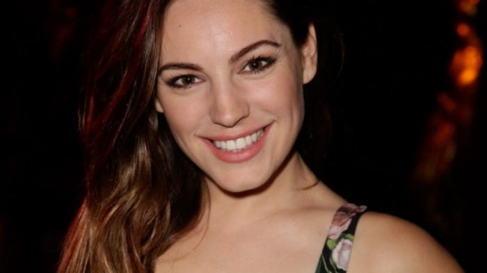 Ini Kelly Brook, Wanita Yang Disebut Paling Sempurna Secara Ilmiah