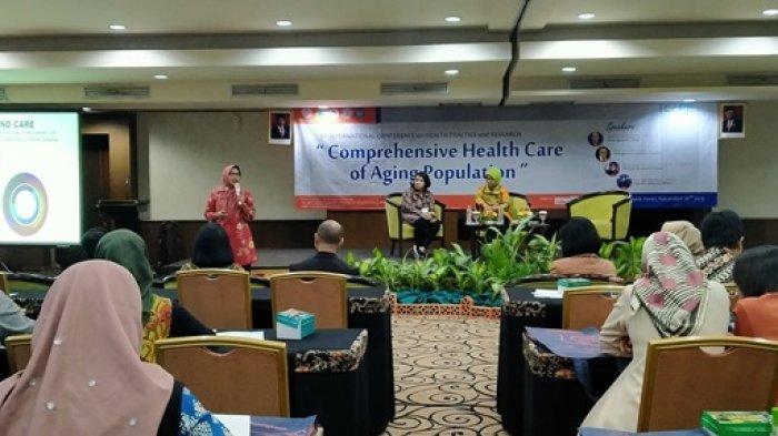 Konferensi Internasional Pertama Stikes Telogorejo Semarang Angkat Tema Aging Population
