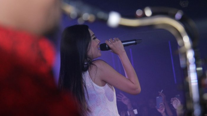 Lirik Lagu Memori Berkasih Versi Nella Kharisma, Trending di Youtube