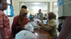 Paket Sembako Setengah Harga Dijual Pemkot Tegal