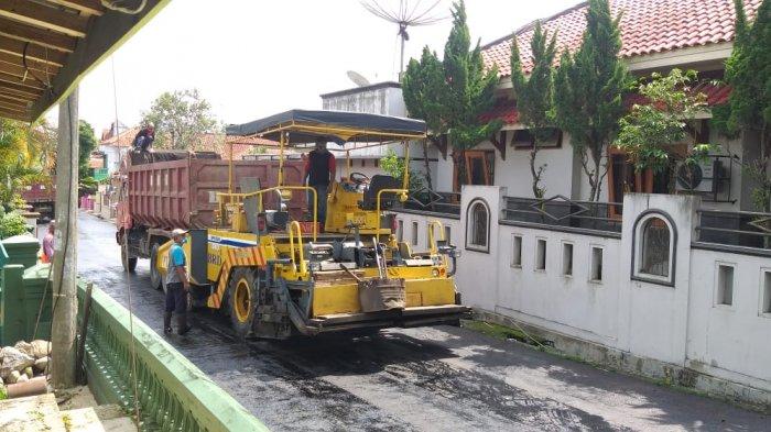 Budhi Sarwono Klaim Virus Corona Tak Hambat Pembangunan Infrastruktur di Banjarnegara