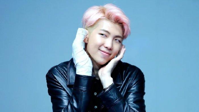 RM BTS Tegaskan Tidak Akan Warnai Rambutnya dengan Warna Pink Lagi, Ini Alasannya