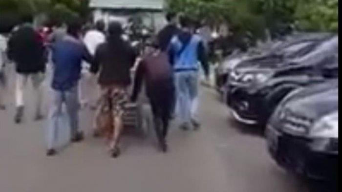 Viral Massa Ambil Paksa Jenazah PDP Corona di Rumah Sakit Bekasi, Polisi: Kami Masih Selidiki