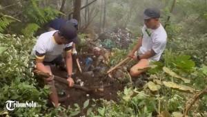 20250803-_-Sampah-Gunung-Lawu-Via-Cetho.jpg