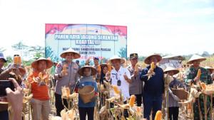 20250913_polres-jepara_panen-jagung.jpg