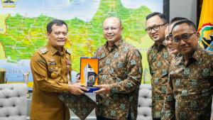 20250915_Gubernur-Jateng-Ahmad-Luthfi-audiensi-Himperra_1.jpg