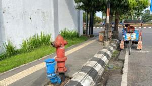 20250916_FIRE-HYDRANT.jpg