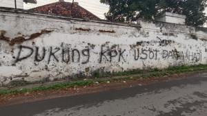 20250918_Sebuah-coretan-tembok-dukung-KPK_1.jpg