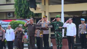 20250925_Wabup-Pekalongan-Sukirman-saat-menghadiri-apel_1.jpg