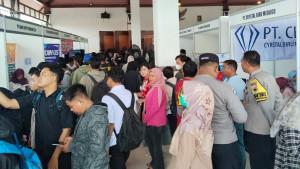 20250930_job-fair-di-Demak_1.jpg