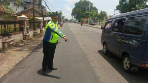 20251001_Satlantas-Polresta-Pati-di-lokasi-kecelakaan.jpg