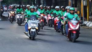 20251003-_-Bupati-Kudus-Sarapan-Bareng-Driver-Ojol.jpg
