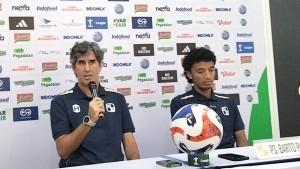 20251003-_-Pelatih-Barito-Putera-Stefano-Cugurra.jpg