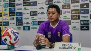 20251005-_-Pelatih-Kendal-Tornado-FC-Stefan-Keeltjes.jpg