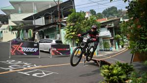 20251005Downhill.jpg