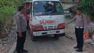 20251007_Polisi-mengamankan-dump-truck.jpg