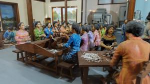 20251010_MINIATUR-BURUH-LINTING.jpg