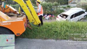 20251011_KECELAKAAN-TOL-JOMBANG.jpg