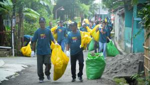 20251011_pertamina-cilacap_aksi-bersih-bersih-lingkungan.jpg
