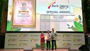 20251013_Bank-JAteng_Special-Award-BISRA-2025.jpg