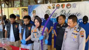 20251015_TUNJUKKAN-CELURIT-Kapolres-Salatiga.jpg